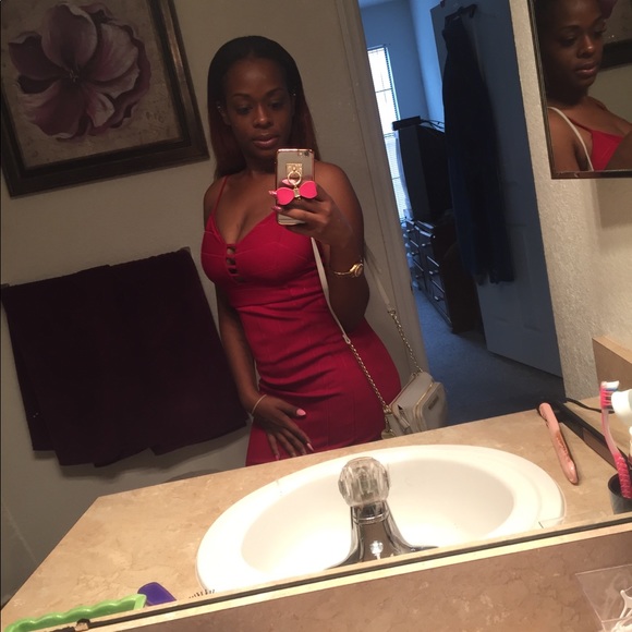 Meet your Posher, Jasmine - Picture 2 of 4